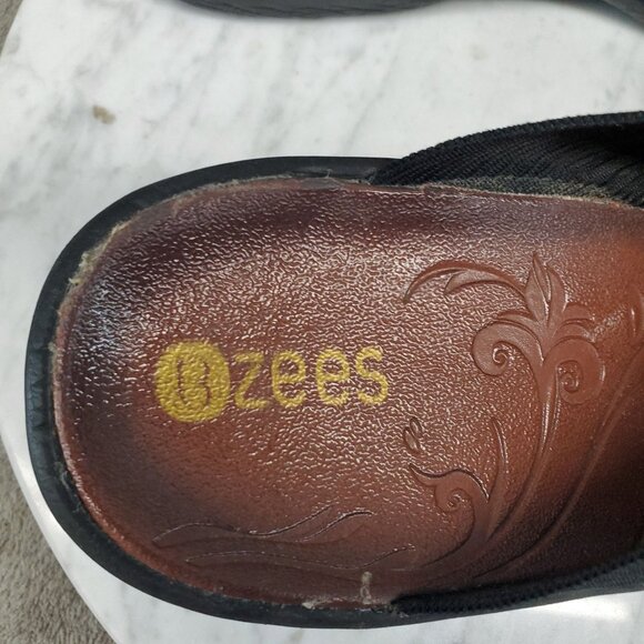 Bzees Shoes Womens 9.5 Black Textile Desire Cross Strap Sandals - Picture 9 of 11